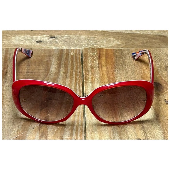 Fendi Red Oval Sunglasses with Monogram Sunglasses Case FS5085 615 135. - Picture 16 of 16